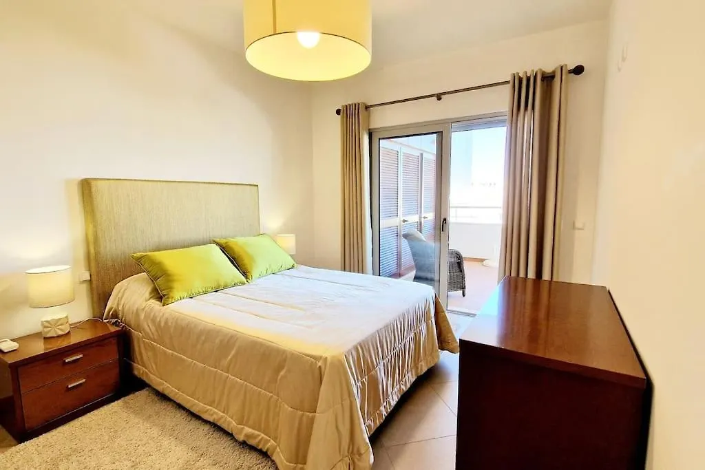 Deluxe 2 Bedroom Apartment With Bbq Lagos