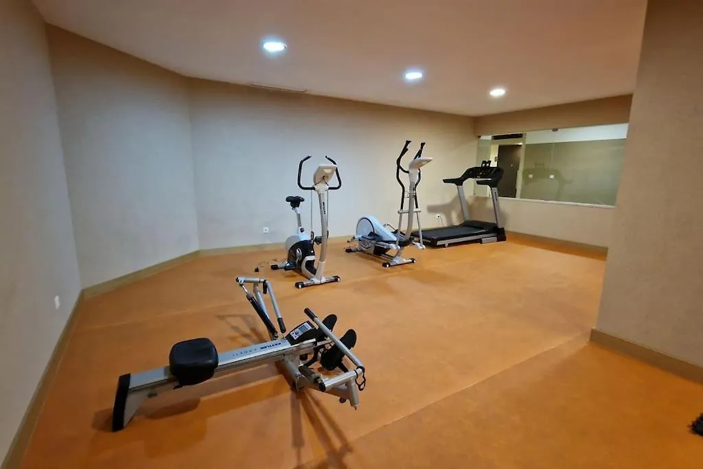Deluxe 2 Bedroom Apartment With Bbq Lagos