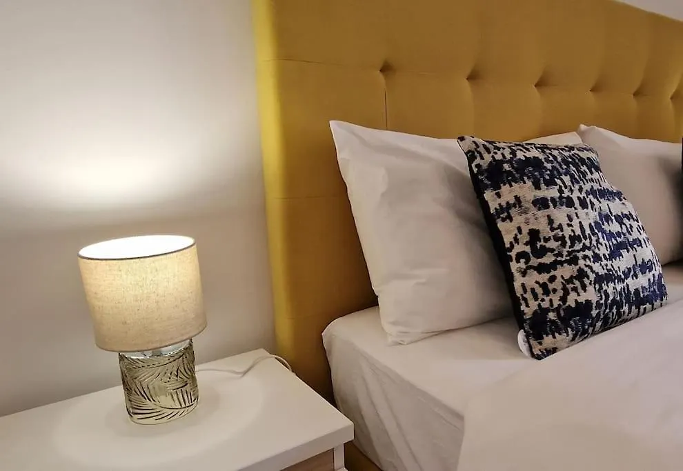 Deluxe 2 Bedroom Apartment With Bbq Lagos